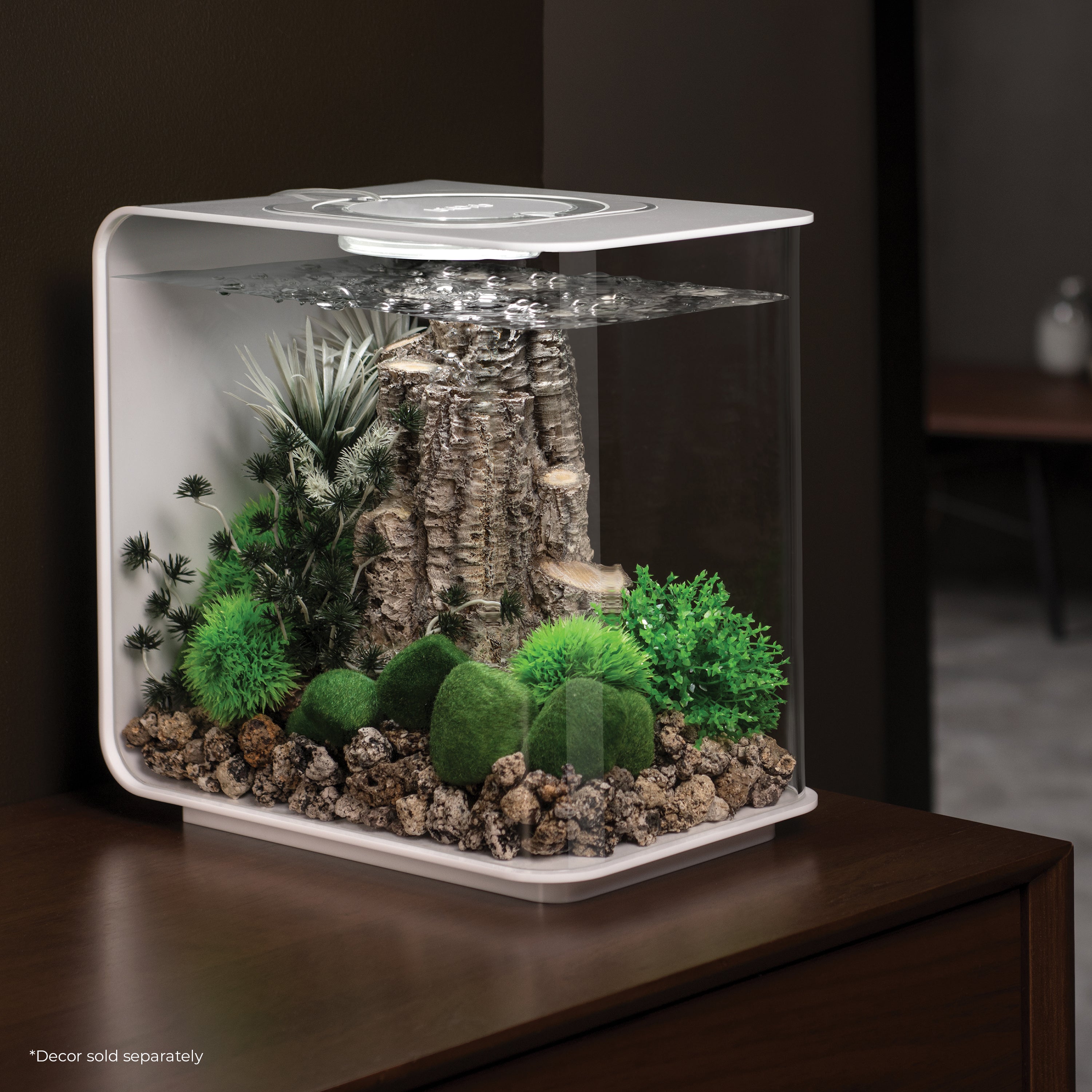Get inspiration for your aquarium FLOW 15 Aquarium with Standard Light - 4 gallon available in white