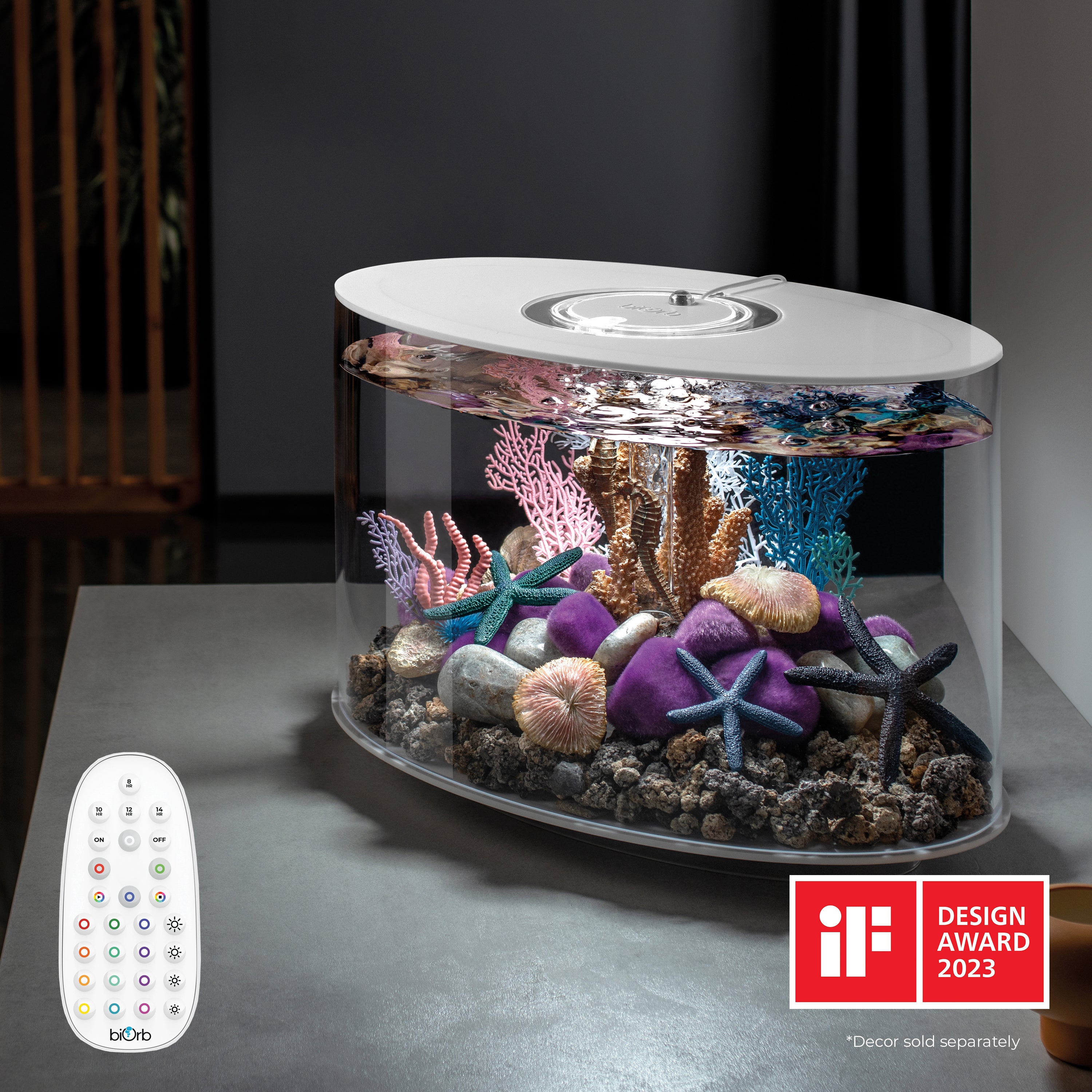 Get inspiration for your aquarium LOOP 15 Aquarium with MCR Light - 4 gallon - In use