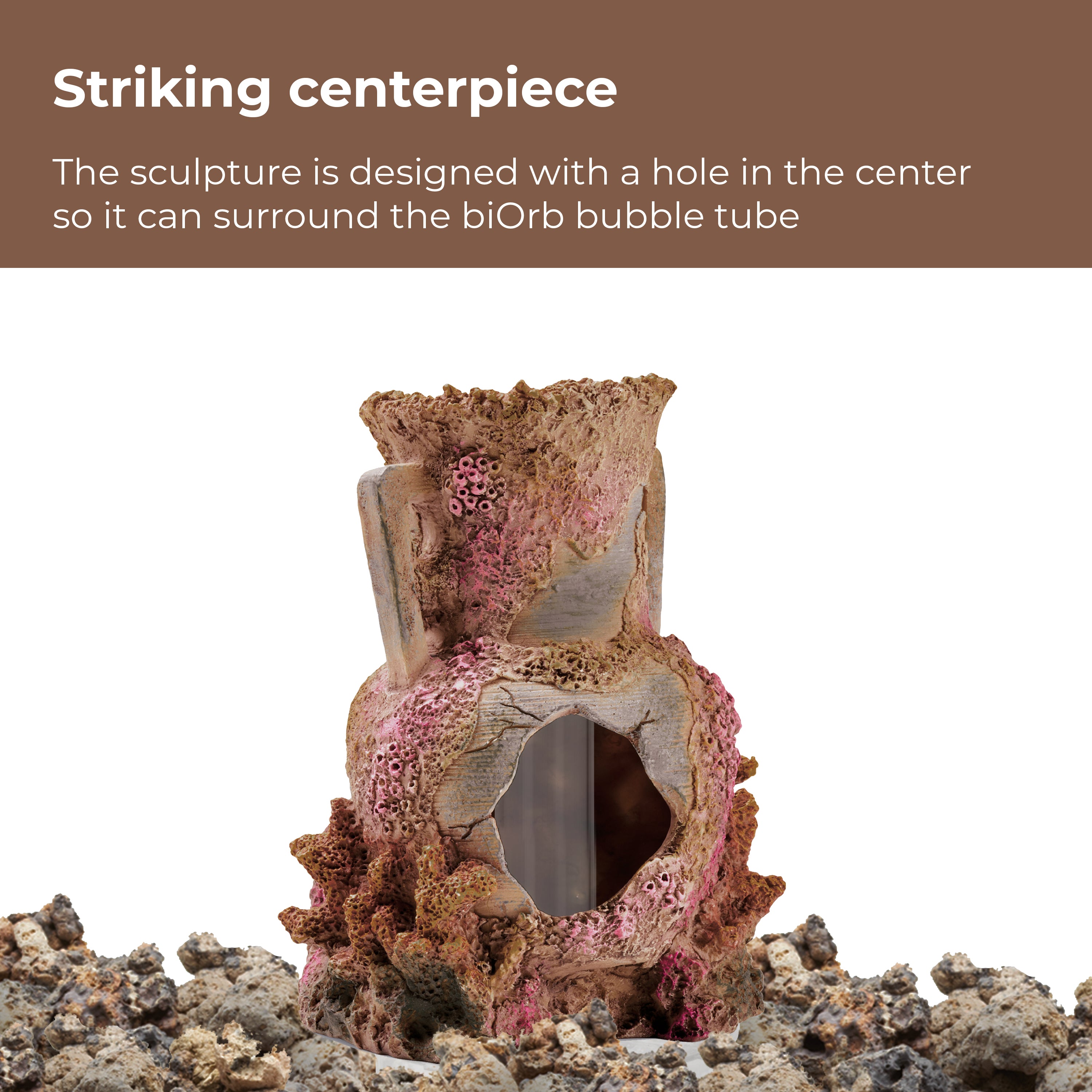 Lost Vase Décor Set has a striking centerpiece