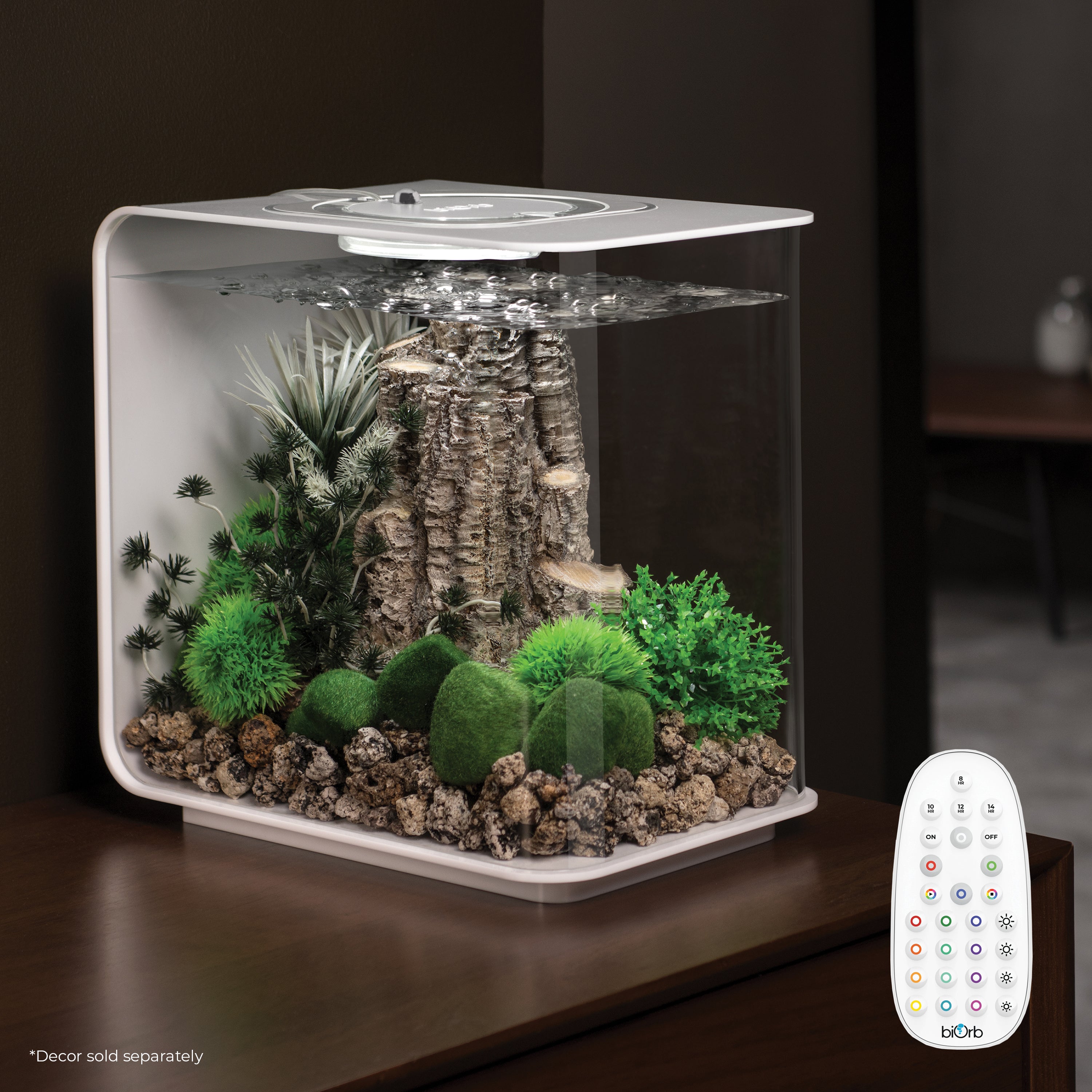 Get inspiration for your aquarium FLOW 15 Aquarium with MCR Light - 4 gallon available in white