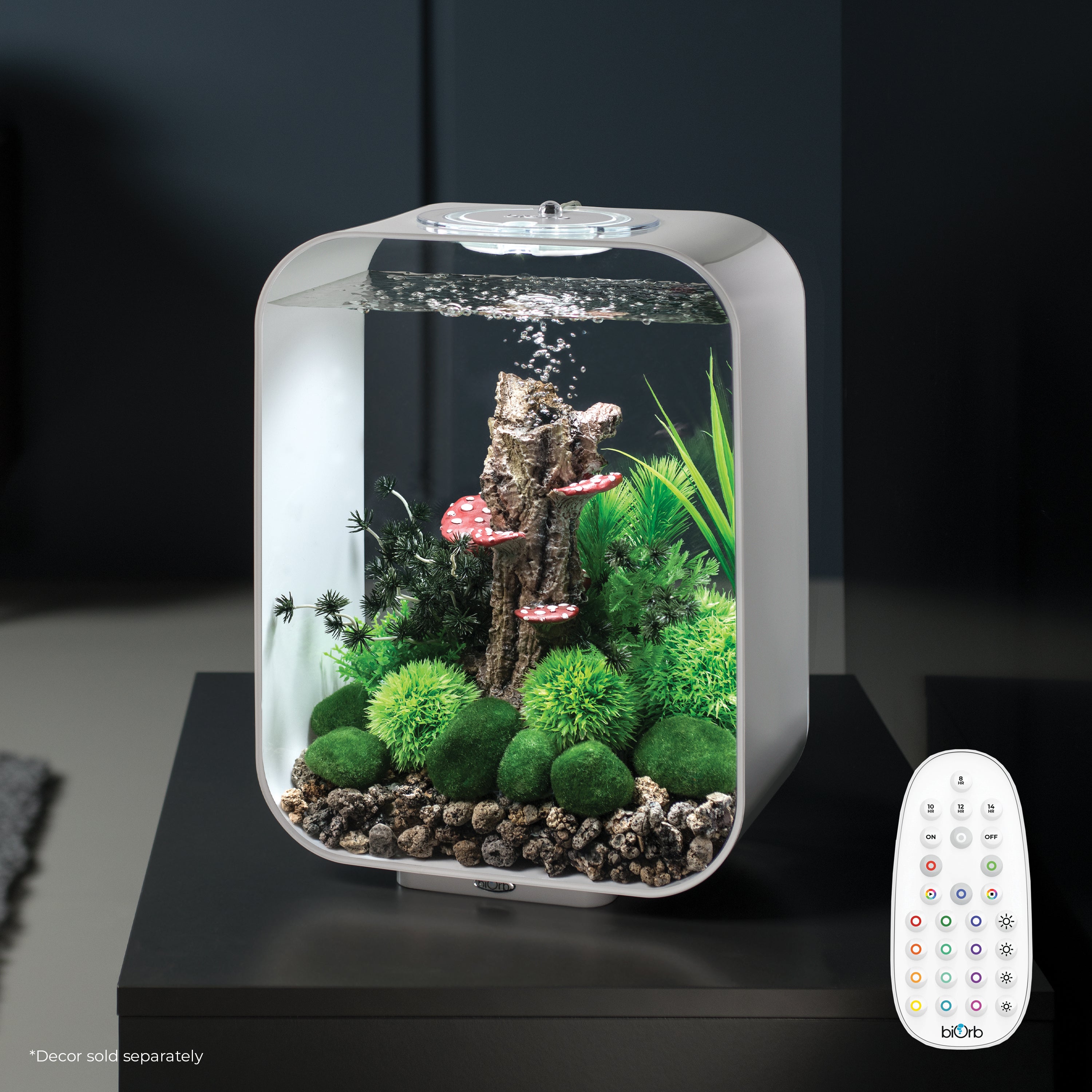 Get inspiration for your aquarium LIFE 15 Aquarium with MCR Light - 4 gallon available in white